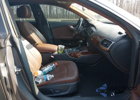 2014 Audi A7 3.0T Premium Plus z USA, uszkodzony, nr VIN WAUWGAFC1EN073916